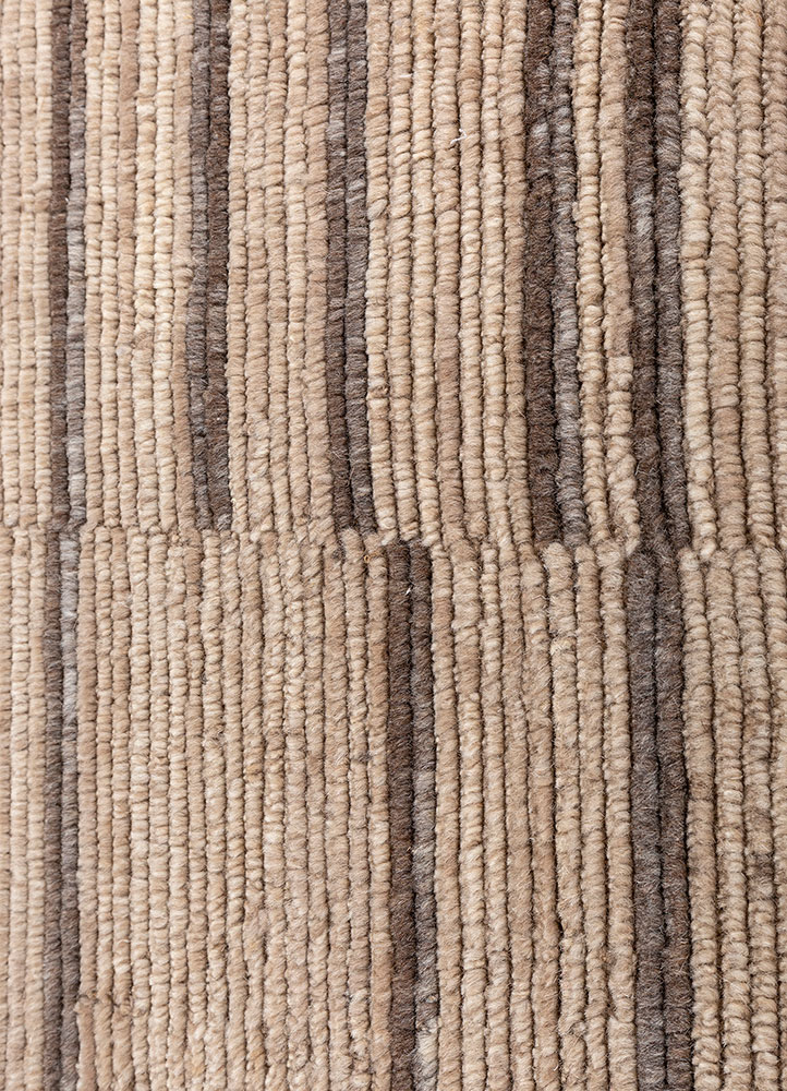 saga beige and brown wool hand loom Rug - CloseUp