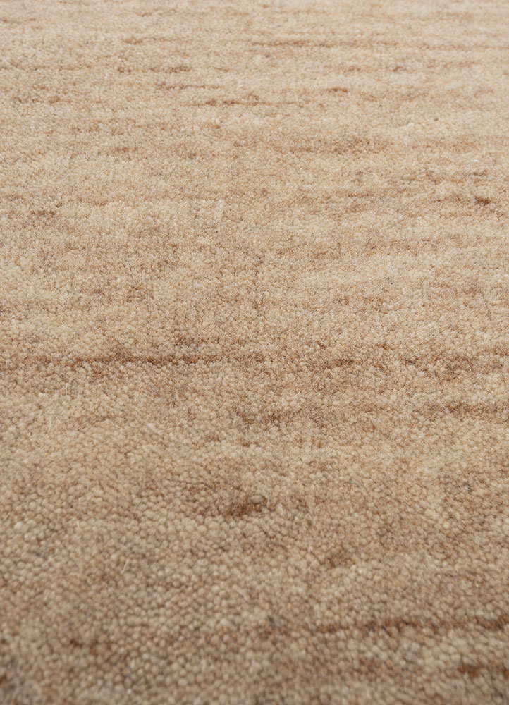 saga beige and brown wool hand loom Rug - CloseUp