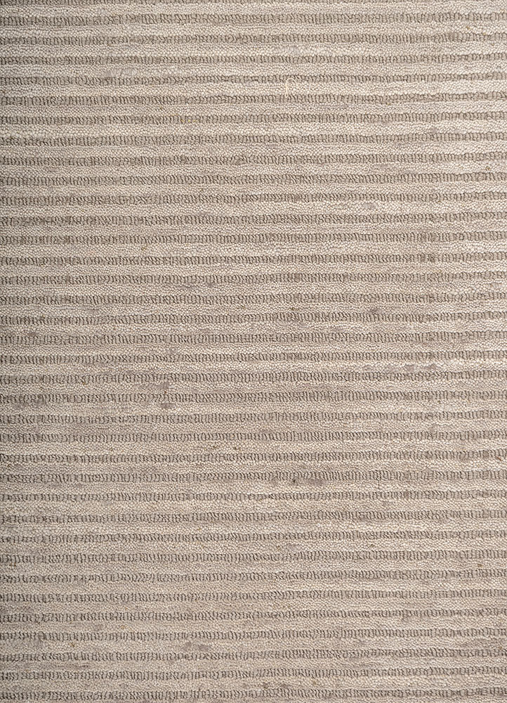 saga grey and black wool and silk hand loom Rug - CloseUp