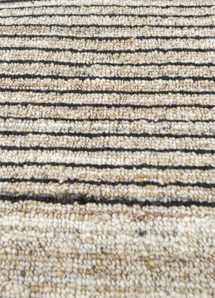 saga blue wool and viscose hand loom Rug - CloseUp