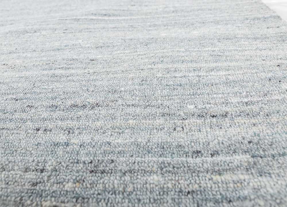 saga blue wool and viscose hand loom Rug - CloseUp
