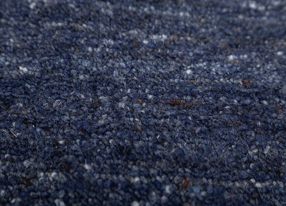 saga blue wool and viscose hand loom Rug - CloseUp