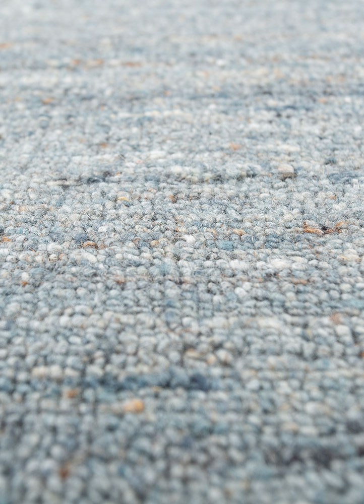 saga blue wool and viscose hand loom Rug - CloseUp