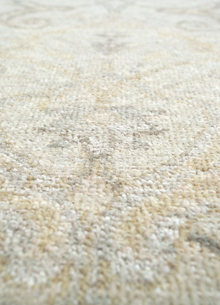 erbe beige and brown wool hand knotted Rug - CloseUp