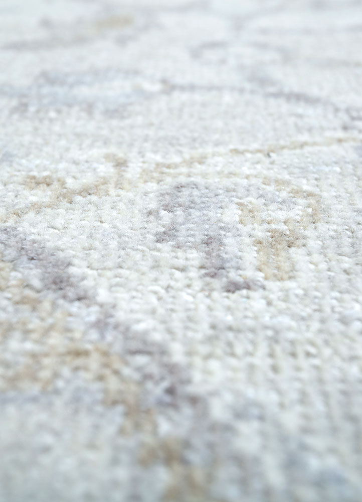 erbe grey and black wool hand knotted Rug - CloseUp