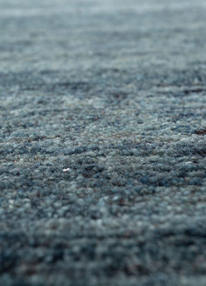 blythe blue wool hand knotted Rug - CloseUp