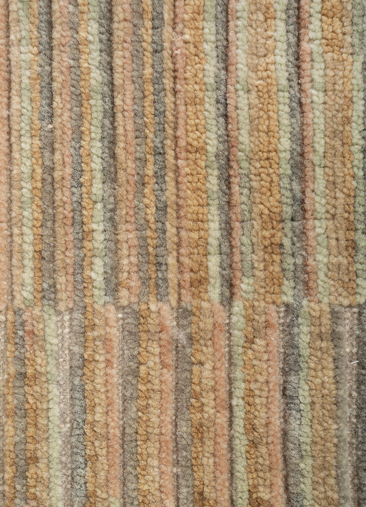 blythe ivory wool hand knotted Rug - CloseUp