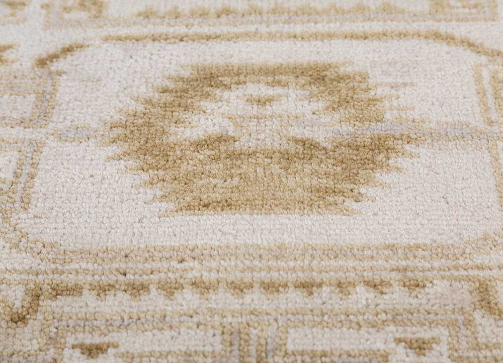 thyme ivory wool hand knotted Rug - CloseUp
