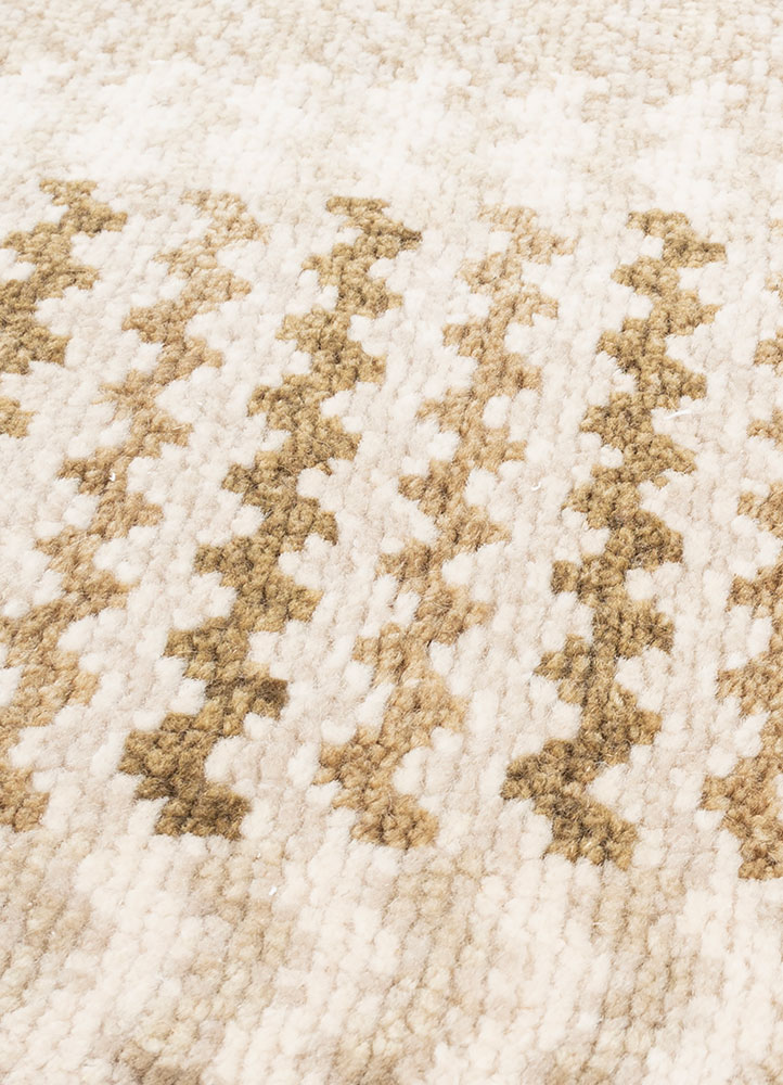 savana ivory wool hand knotted Rug - CloseUp