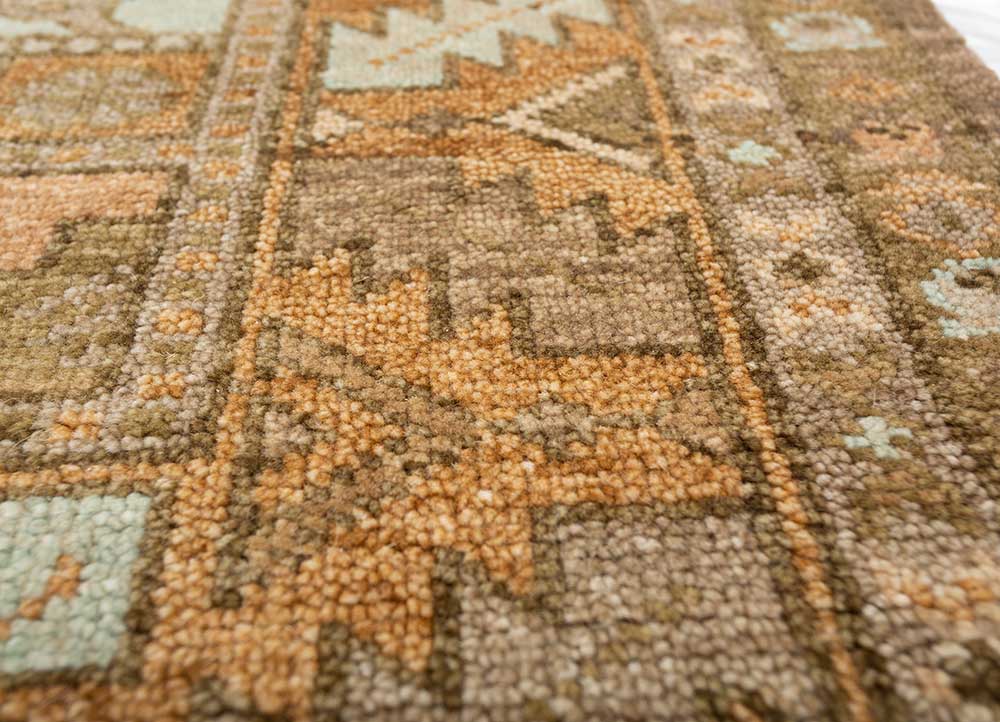 savana beige and brown wool hand knotted Rug - CloseUp