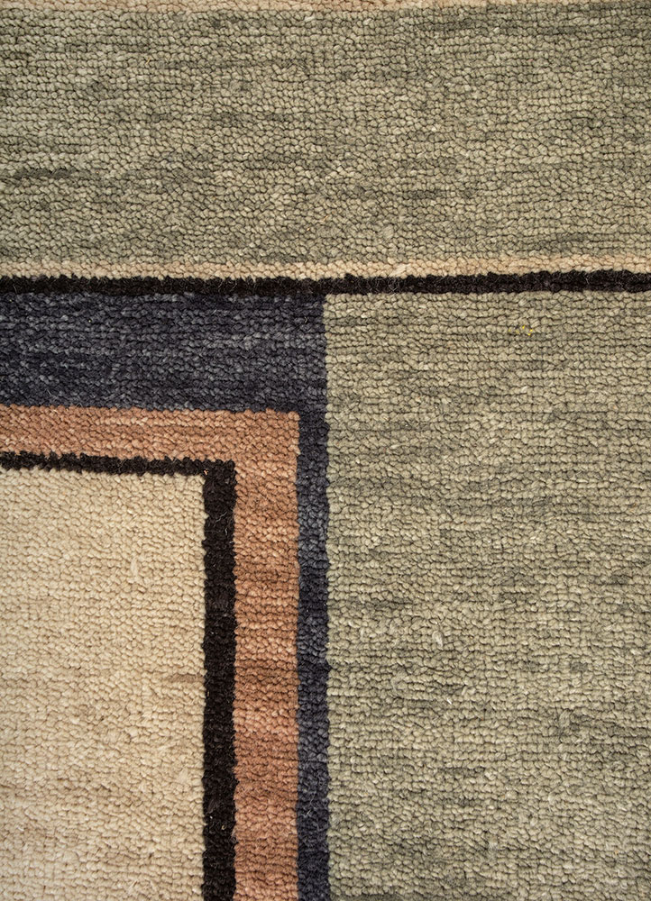 blythe green wool hand knotted Rug - CloseUp