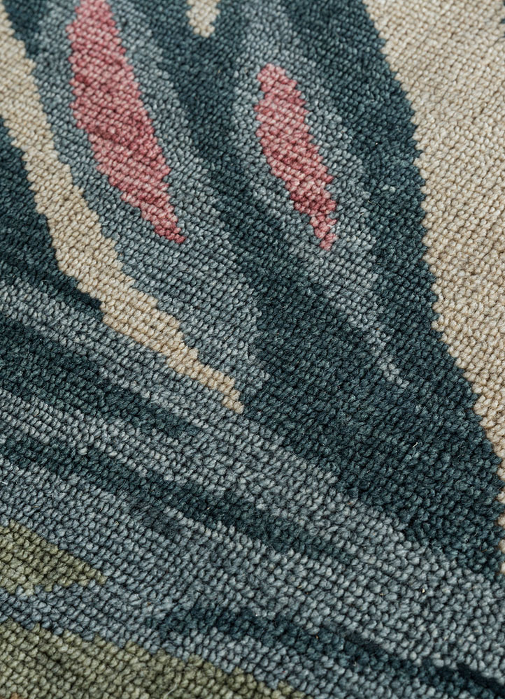 pansy multi wool hand knotted Rug - CloseUp