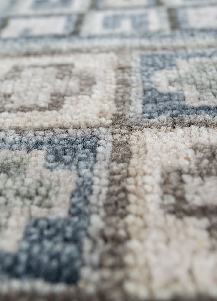erbe blue wool hand knotted Rug - CloseUp