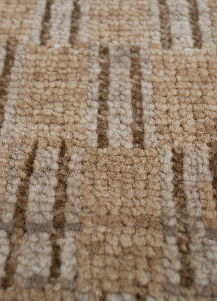 thyme beige and brown wool hand knotted Rug - CloseUp