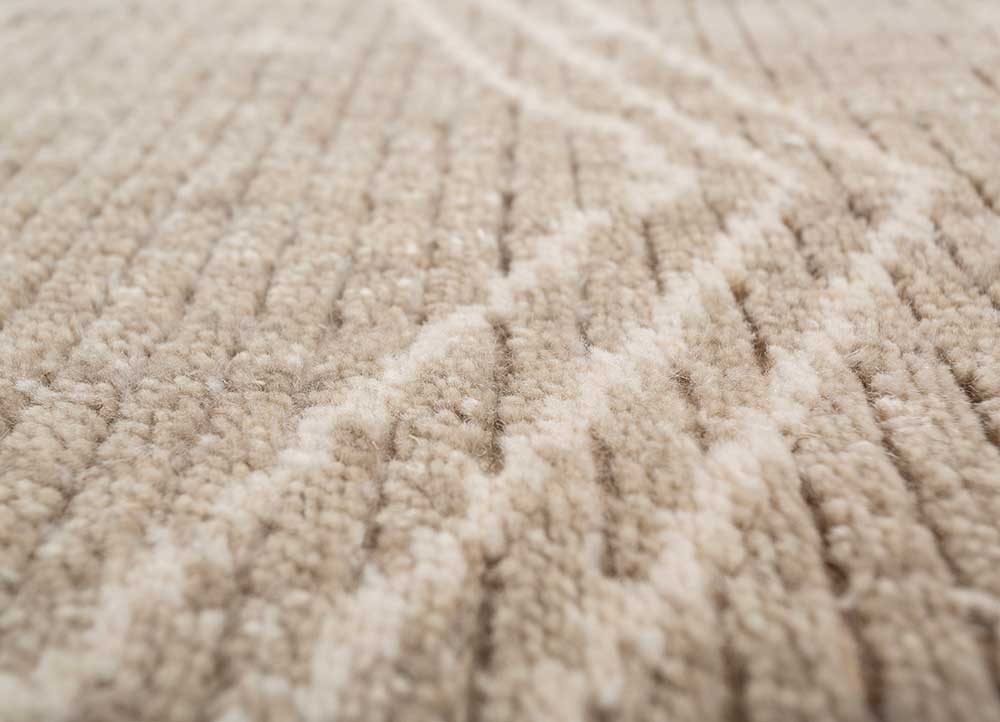 savana beige and brown wool hand knotted Rug - CloseUp