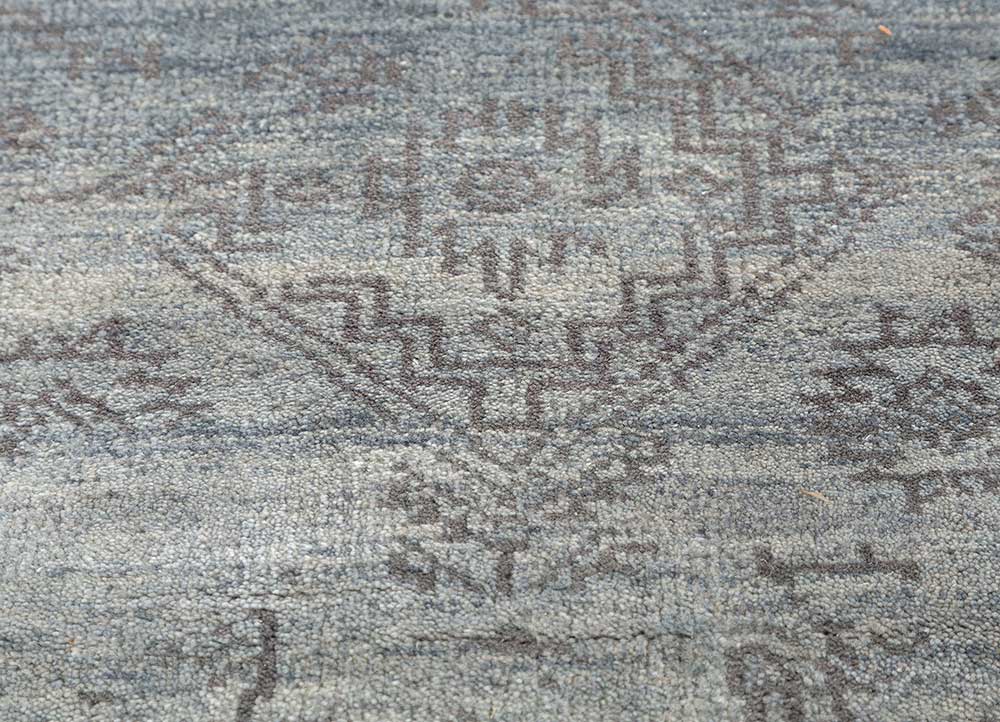 savana blue wool hand knotted Rug - CloseUp