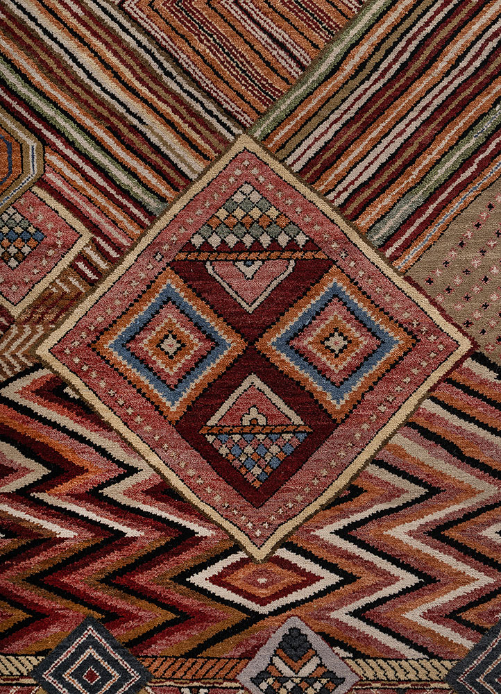manchaha red and orange wool hand knotted Rug - CloseUp