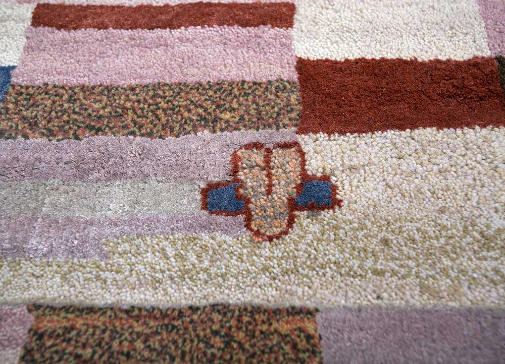 manchaha pink and purple wool and bamboo silk hand knotted Rug - CloseUp