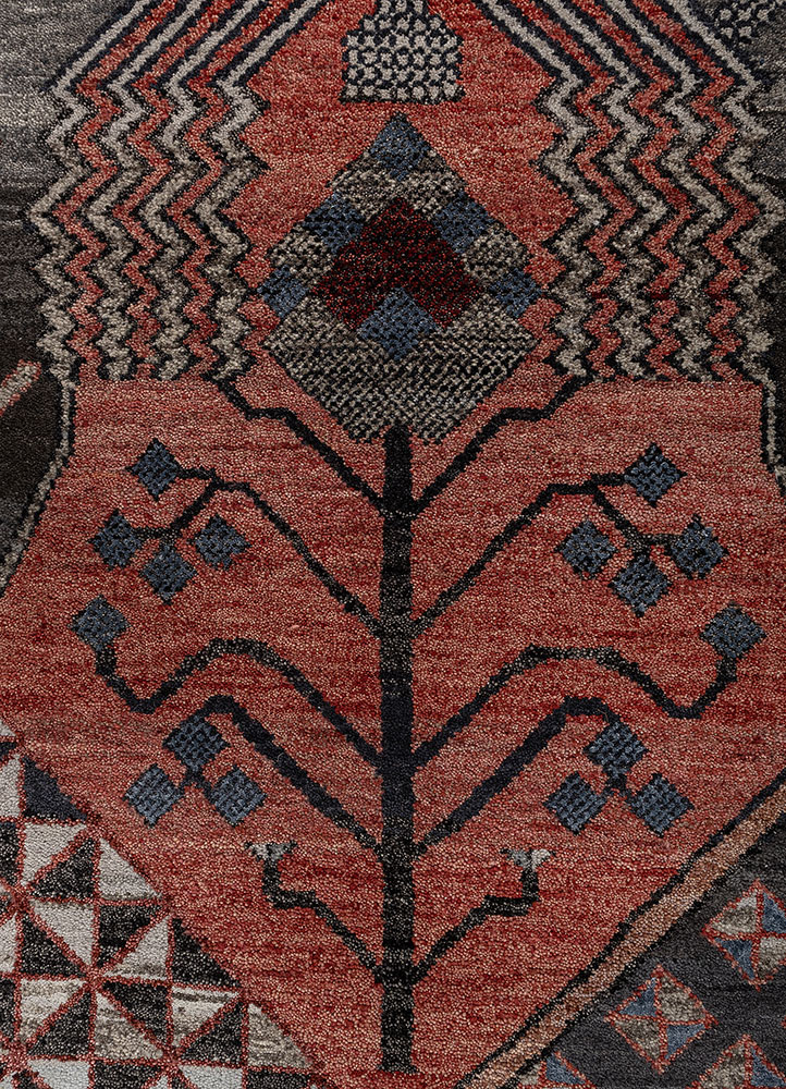 manchaha grey and black wool and bamboo silk hand knotted Rug - CloseUp