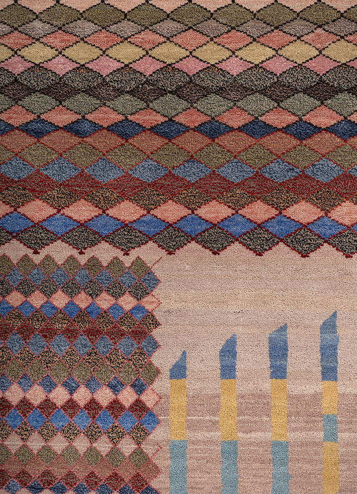 freedom manchaha pink and purple wool and bamboo silk hand knotted Rug - CloseUp