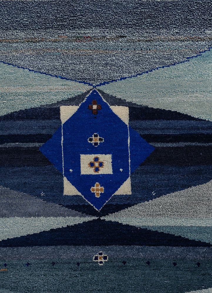 freedom manchaha blue wool and bamboo silk hand knotted Rug - CloseUp