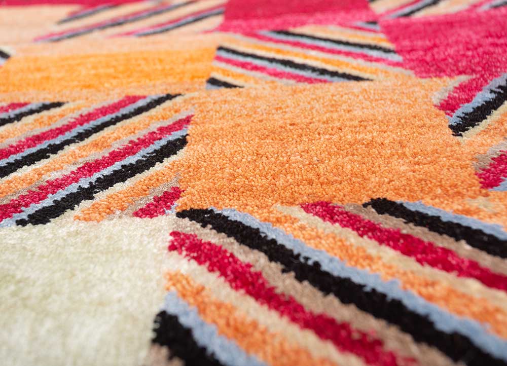 manchaha red and orange wool and bamboo silk hand knotted Rug - CloseUp