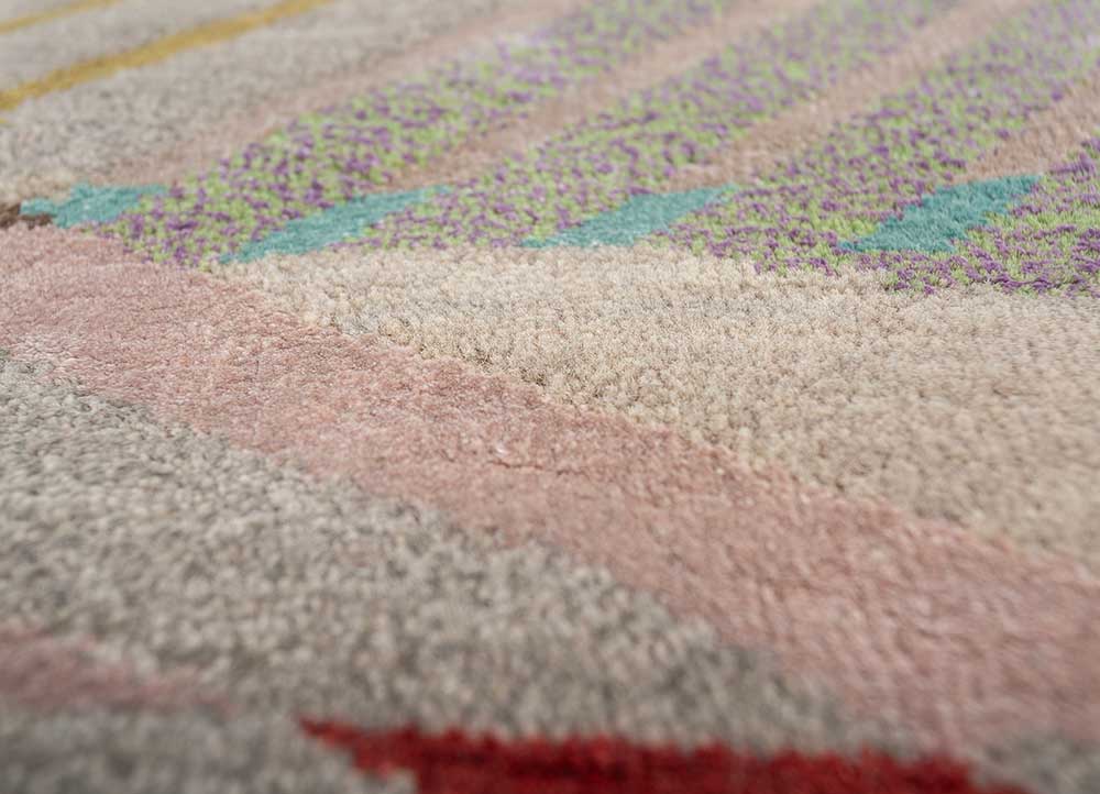 manchaha beige and brown wool and bamboo silk hand knotted Rug - CloseUp