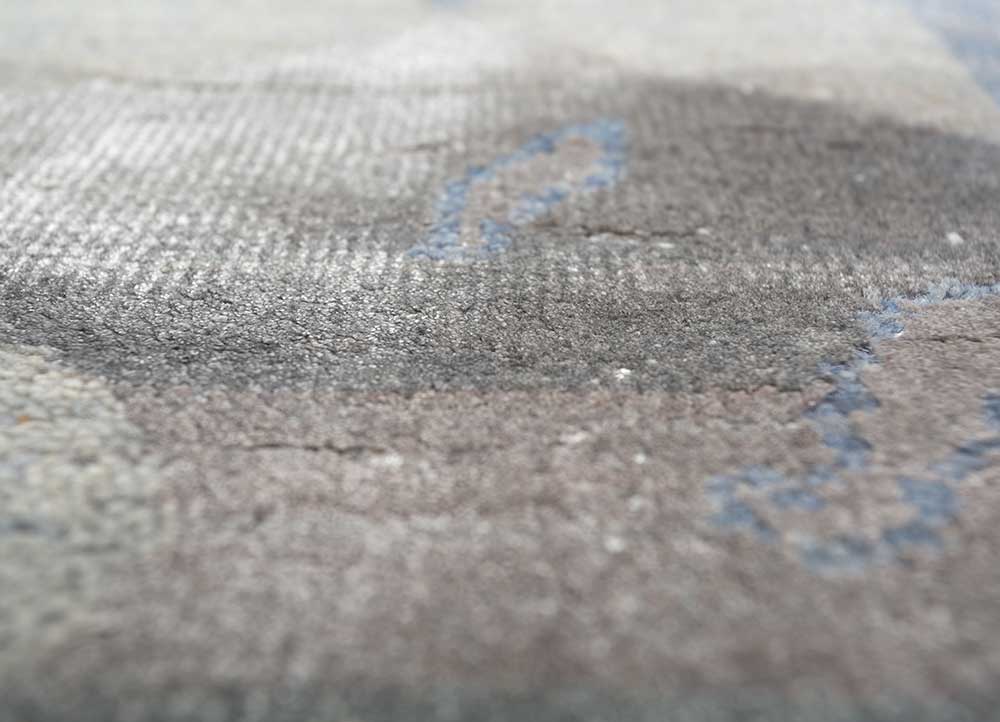 manchaha blue wool and bamboo silk hand knotted Rug - CloseUp