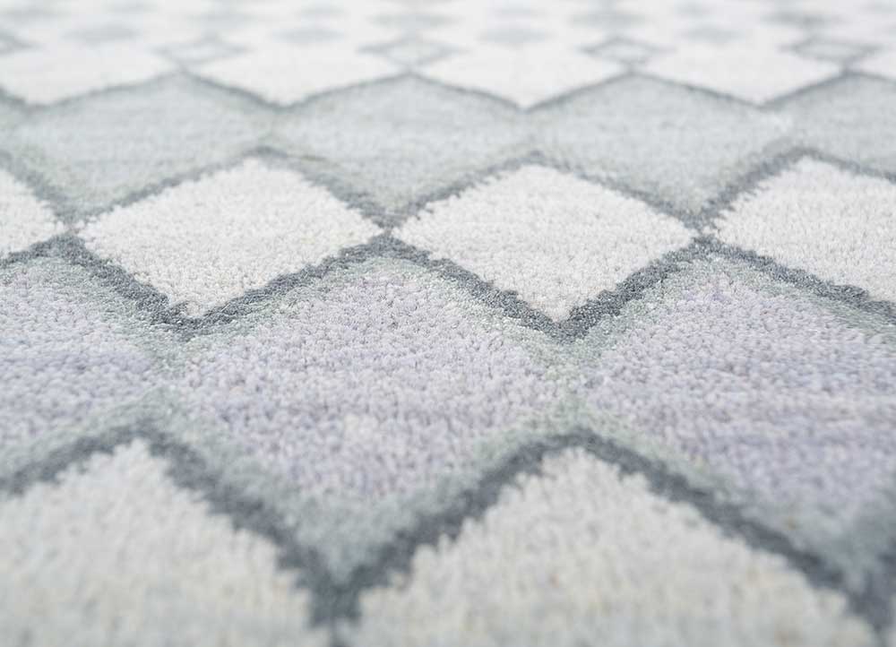 manchaha blue wool and bamboo silk hand knotted Rug - CloseUp