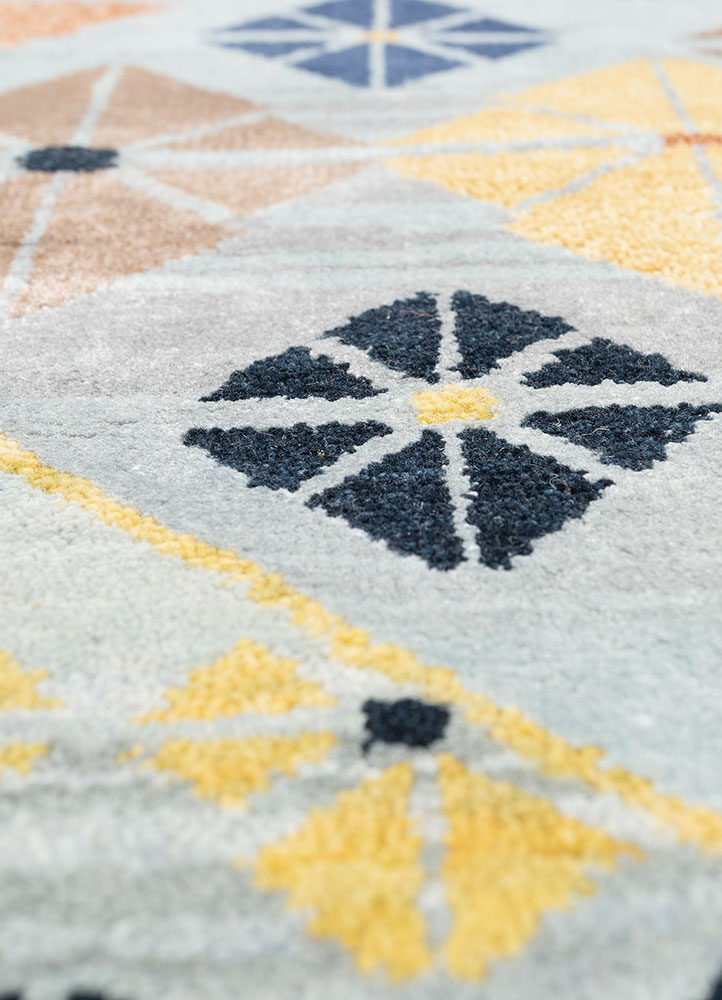 manchaha blue wool and bamboo silk hand knotted Rug - CloseUp