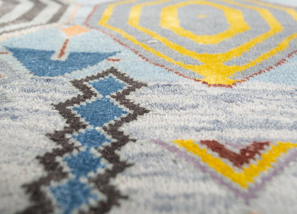 manchaha blue wool and bamboo silk hand knotted Rug - CloseUp
