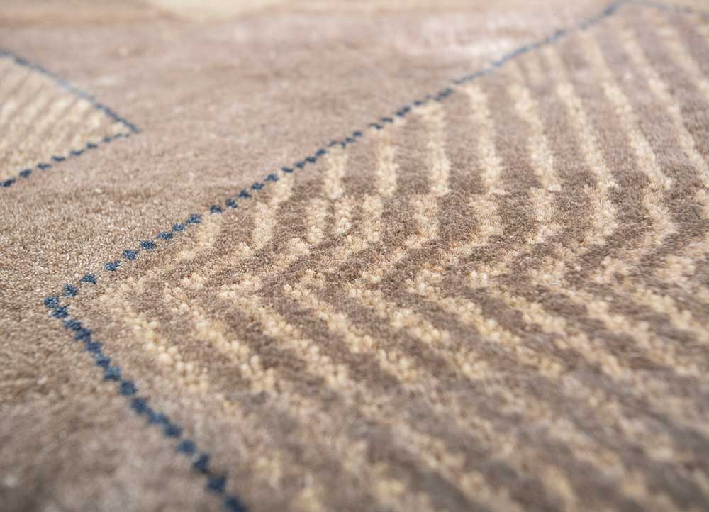 manchaha beige and brown wool and bamboo silk hand knotted Rug - CloseUp