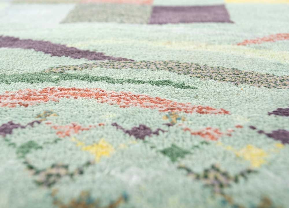 manchaha green wool and bamboo silk hand knotted Rug - CloseUp