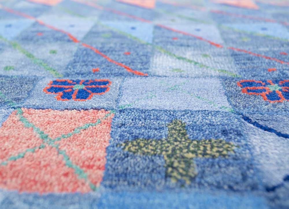 manchaha blue wool and bamboo silk hand knotted Rug - CloseUp