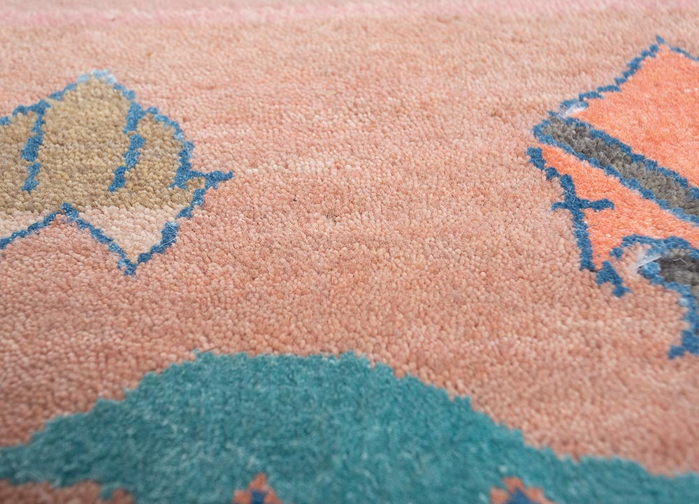 manchaha pink and purple wool and bamboo silk hand knotted Rug - CloseUp