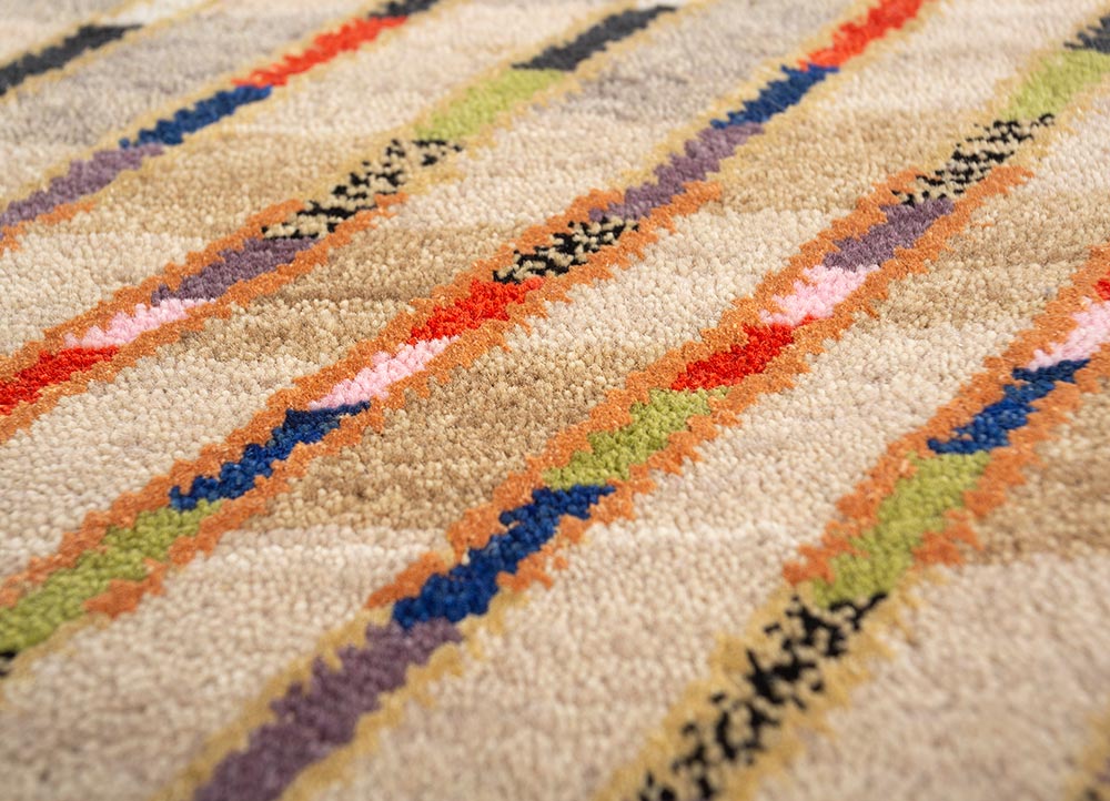 manchaha ivory wool and bamboo silk hand knotted Rug - CloseUp