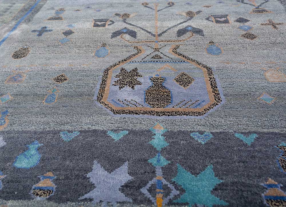freedom manchaha blue wool and bamboo silk hand knotted Rug - CloseUp