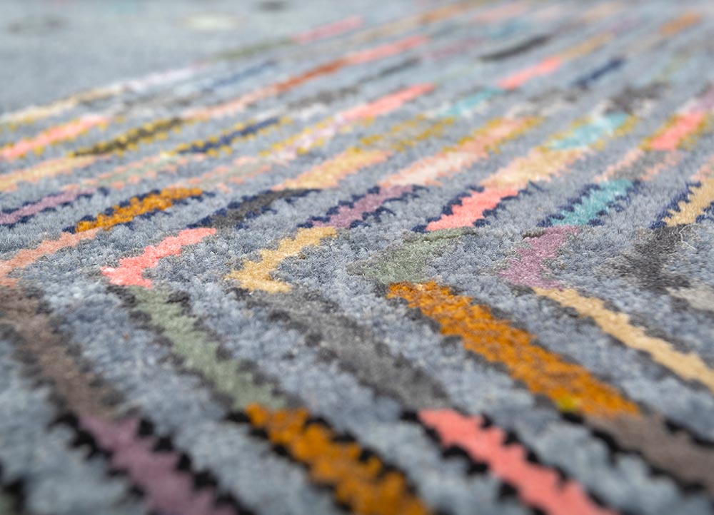 manchaha blue wool and bamboo silk hand knotted Rug - CloseUp