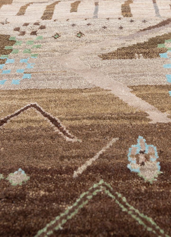 manchaha beige and brown wool and bamboo silk hand knotted Rug - CloseUp