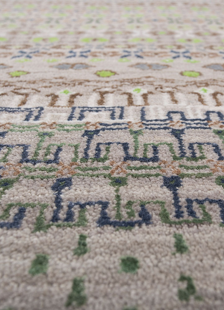manchaha ivory wool and bamboo silk hand knotted Rug - CloseUp