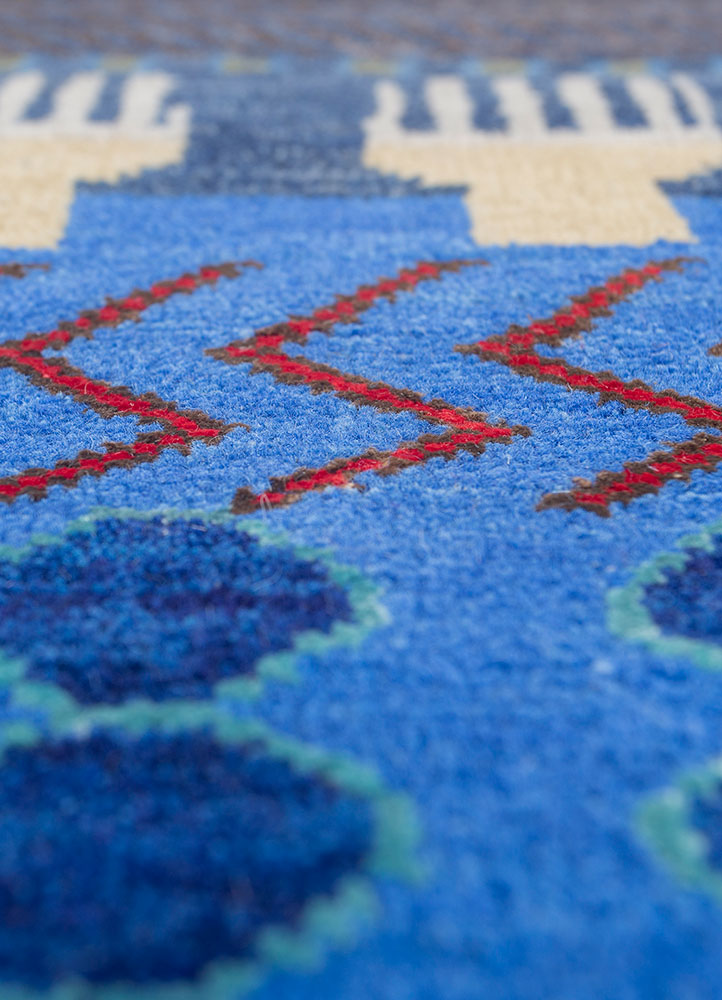 manchaha blue wool and bamboo silk hand knotted Rug - CloseUp