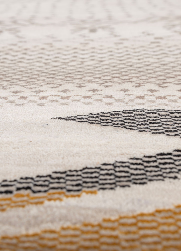 manchaha ivory wool and bamboo silk hand knotted Rug - CloseUp