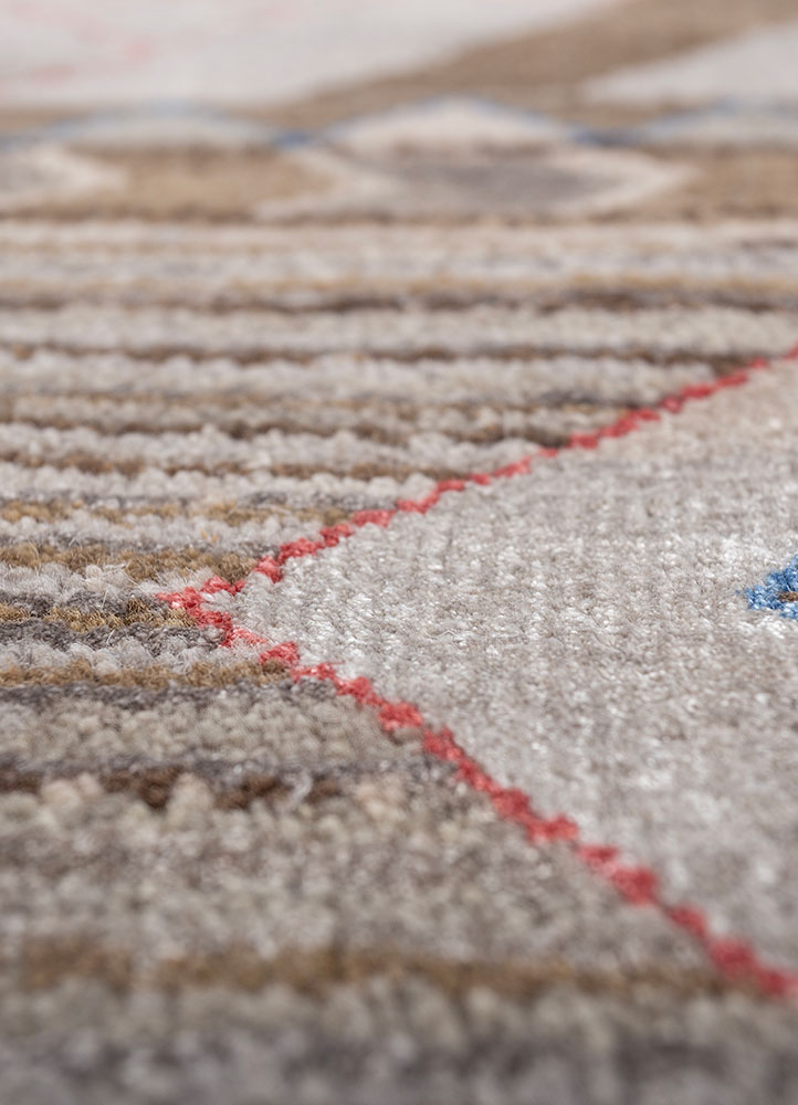 manchaha beige and brown wool and bamboo silk hand knotted Rug - CloseUp