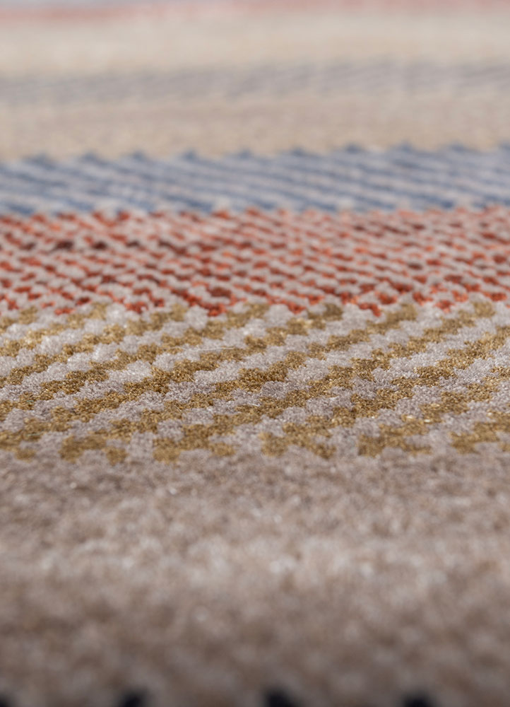 manchaha beige and brown wool and bamboo silk hand knotted Rug - CloseUp