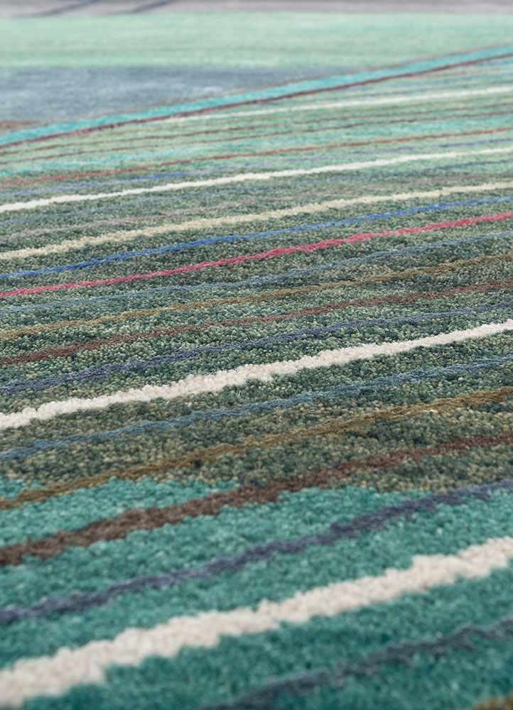 manchaha green wool and bamboo silk hand knotted Rug - CloseUp
