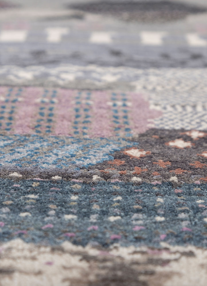 manchaha grey and black wool and bamboo silk hand knotted Rug - CloseUp