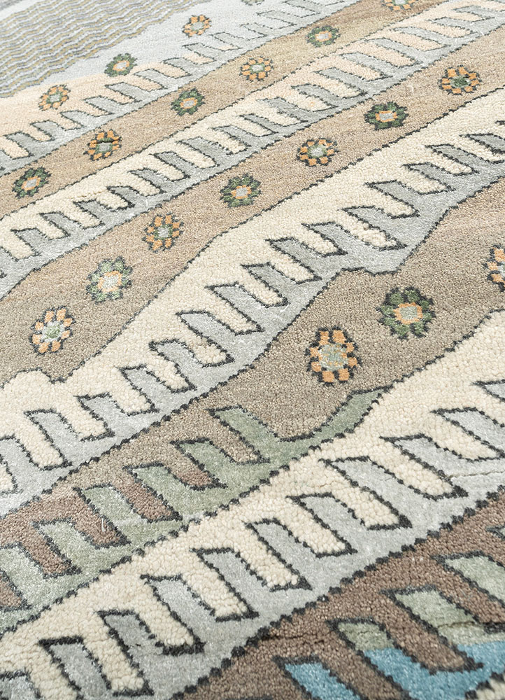 manchaha green wool and bamboo silk hand knotted Rug - CloseUp