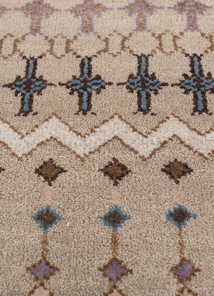 manchaha ivory wool and bamboo silk hand knotted Rug - CloseUp