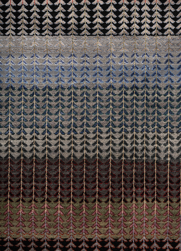 manchaha grey and black wool and bamboo silk hand knotted Rug - CloseUp