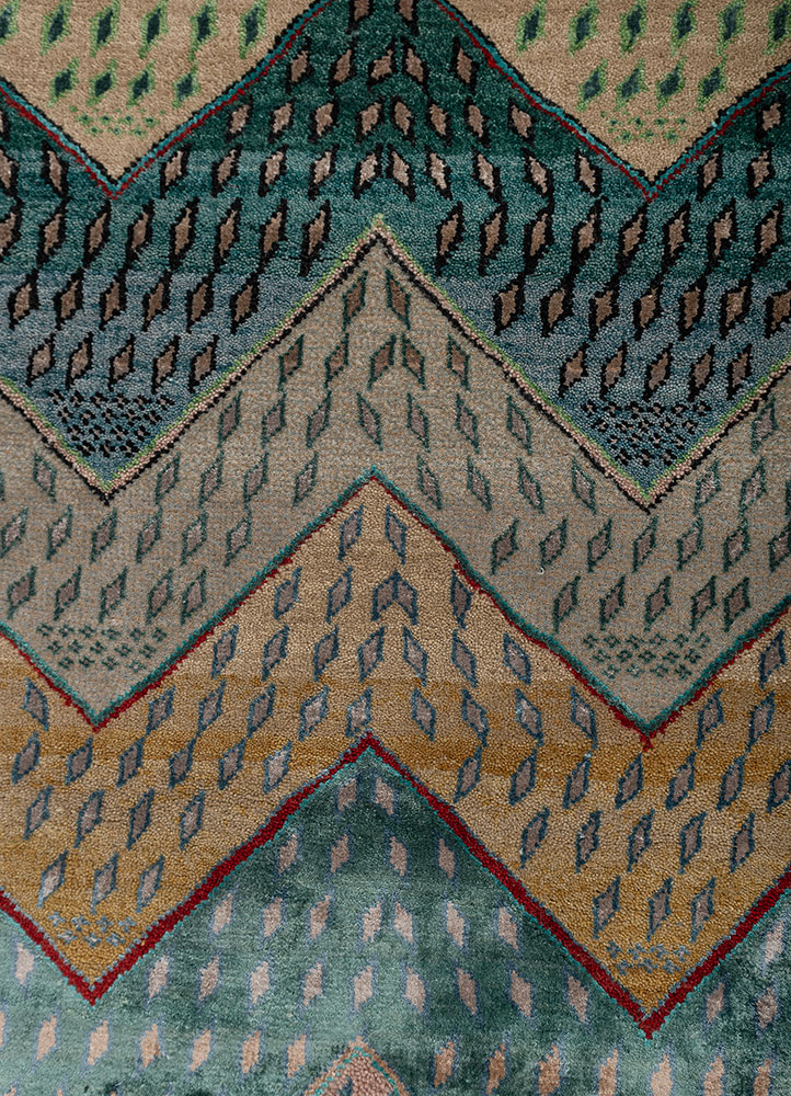 manchaha green wool and bamboo silk hand knotted Rug - CloseUp